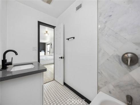 2780 W Stanley  , Anaheim, CA