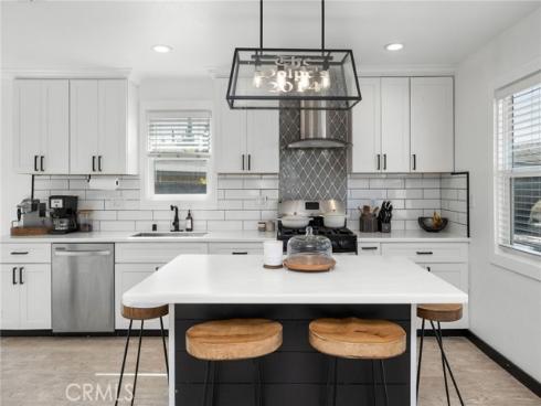 2780 W Stanley  , Anaheim, CA