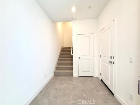 1677 W Lincoln  103 , Anaheim, CA