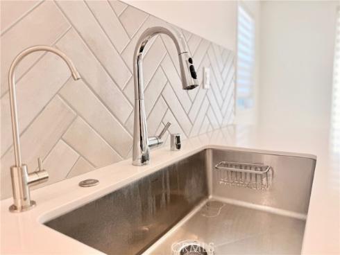 1677 W Lincoln  103 , Anaheim, CA