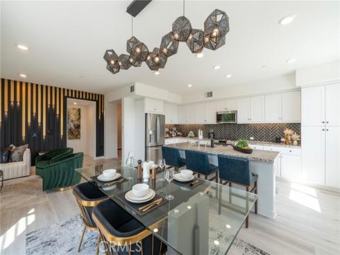 1867 S Union  64 , Anaheim, CA