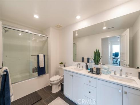 1867 S Union  64 , Anaheim, CA