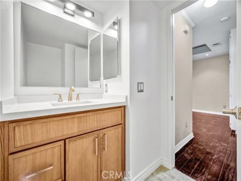 2325 S Mira  140  Court, Anaheim, CA