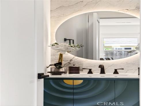 211 N Resh  , Anaheim, CA