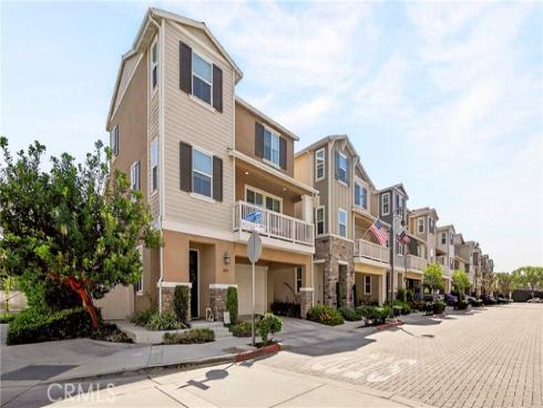 390  N Bellarose Way  , Anaheim, CA