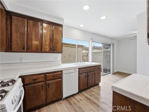 2012 E Figwood   Lane, Anaheim, CA