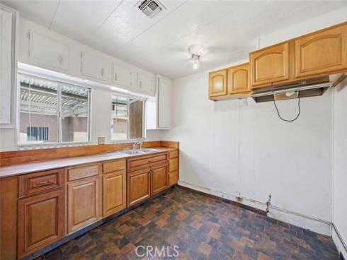 508 N Vine  , Anaheim, CA