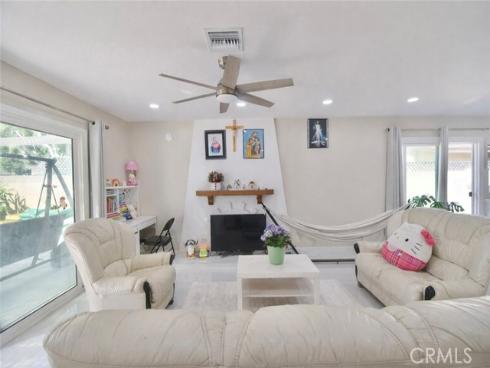 1912 E Clifpark  , Anaheim, CA