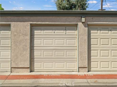 3525 W Greentree  G  Circle, Anaheim, CA