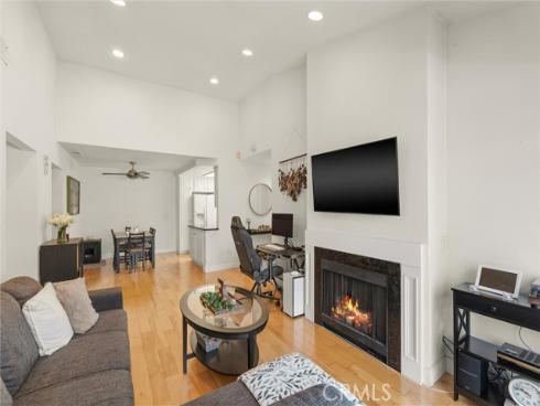 3525 W Greentree  G  Circle, Anaheim, CA