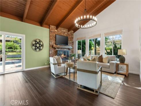 281 S Willdan  , Anaheim, CA