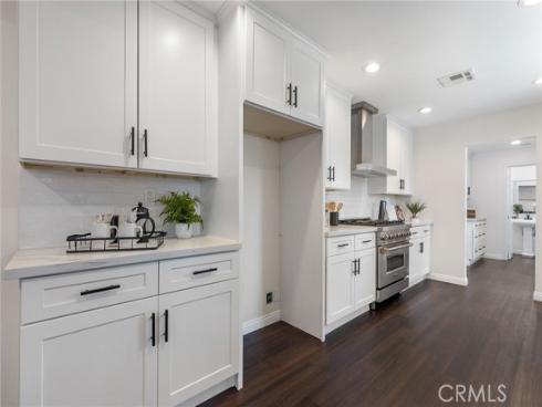 281 S Willdan  , Anaheim, CA