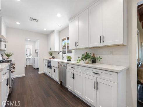 281 S Willdan  , Anaheim, CA