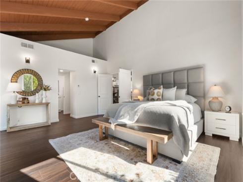 281 S Willdan  , Anaheim, CA