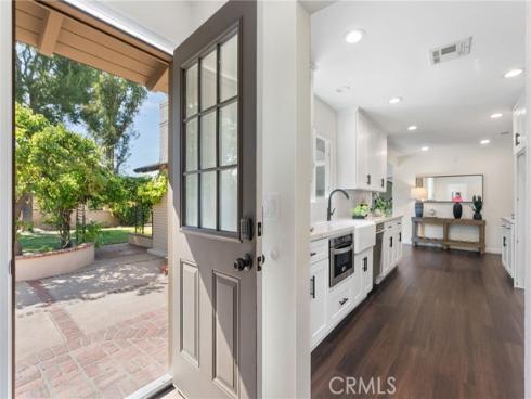 281 S Willdan  , Anaheim, CA