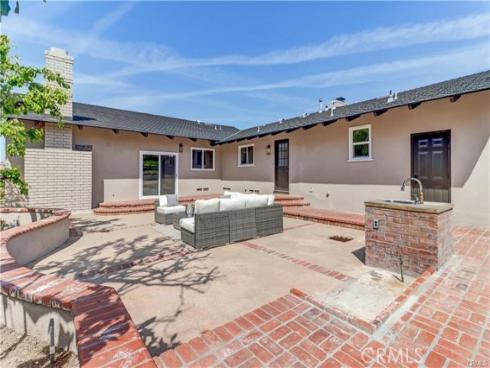 281 S Willdan  , Anaheim, CA