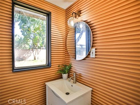 2540 W Picadilly  , Anaheim, CA