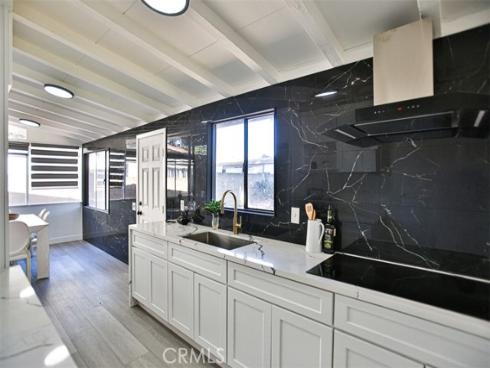 2540 W Picadilly  , Anaheim, CA