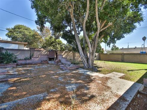 2540 W Picadilly  , Anaheim, CA