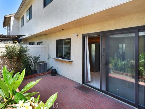 1201 W Cerritos  68  Avenue, Anaheim, CA