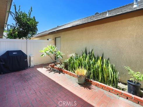 1201 W Cerritos  68  Avenue, Anaheim, CA