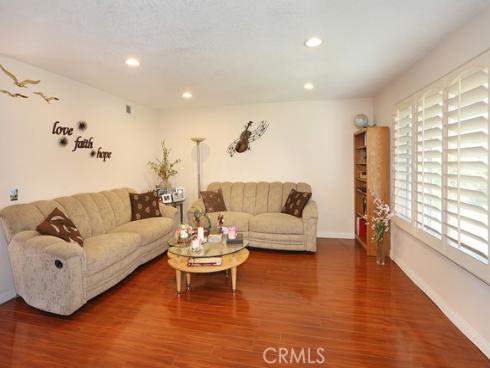 1201 W Cerritos  68  Avenue, Anaheim, CA