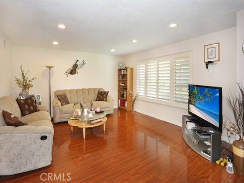 1201 W Cerritos  68  Avenue, Anaheim, CA