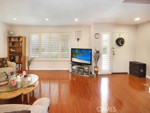 1201 W Cerritos  68  Avenue, Anaheim, CA