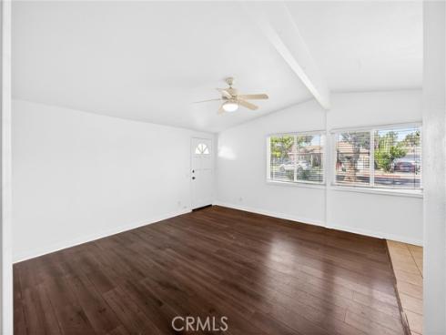 1813 W Westmont   Drive, Anaheim, CA