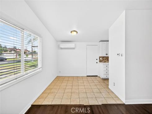 1813 W Westmont   Drive, Anaheim, CA