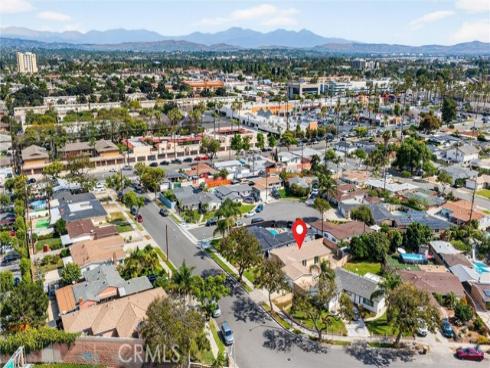 1813 W Westmont   Drive, Anaheim, CA