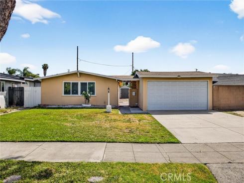 1813 W Westmont   Drive, Anaheim, CA