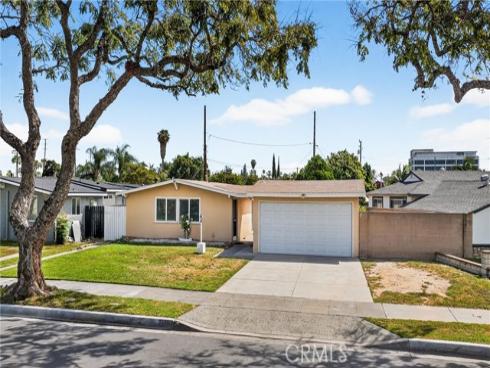 1813 W Westmont   Drive, Anaheim, CA