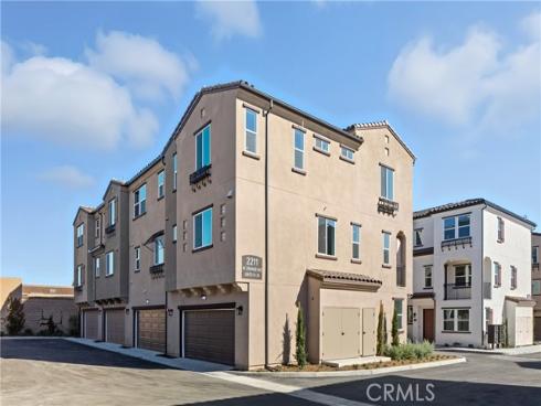 2211 W Orange  21 , Anaheim, CA