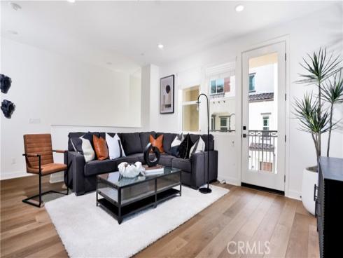 2211 W Orange  21 , Anaheim, CA