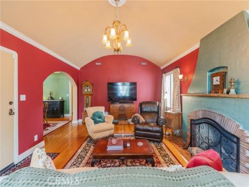 331 N Pine  , Anaheim, CA