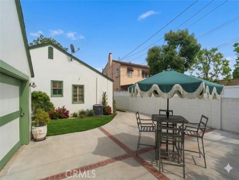 331 N Pine  , Anaheim, CA