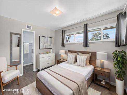 1575 W Edithia  , Anaheim, CA