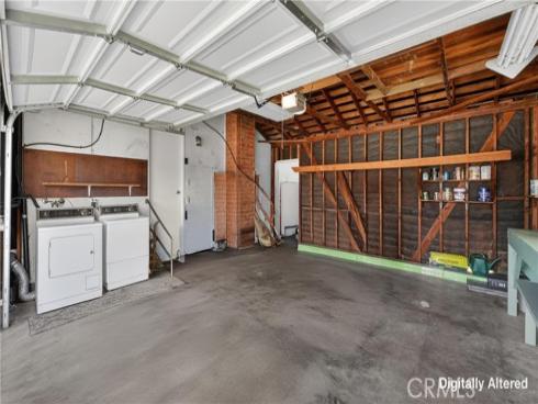 1575 W Edithia  , Anaheim, CA