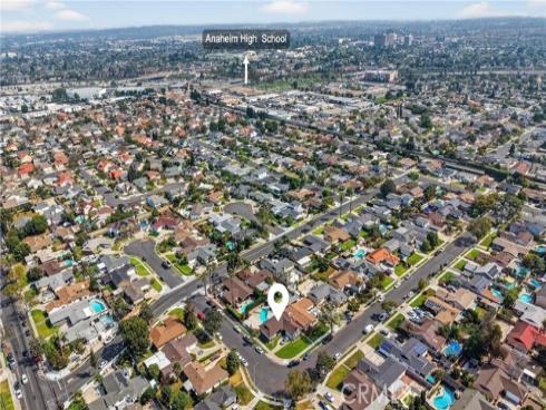 1575 W Edithia  , Anaheim, CA