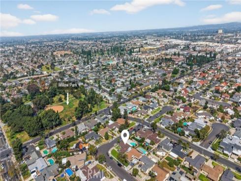 1575 W Edithia  , Anaheim, CA