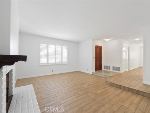 121 S Connie   Circle, Anaheim, CA