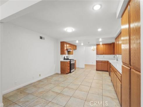 121 S Connie   Circle, Anaheim, CA