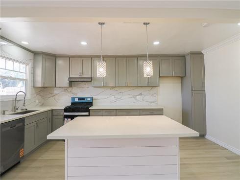 2432 W Rainbow   Avenue, Anaheim, CA