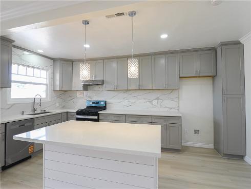 2432 W Rainbow   Avenue, Anaheim, CA