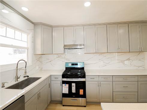 2432 W Rainbow   Avenue, Anaheim, CA