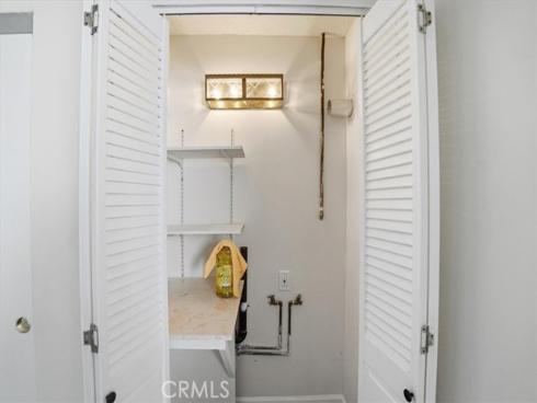 2011 W Katella  , Anaheim, CA