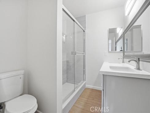 2011 W Katella  , Anaheim, CA