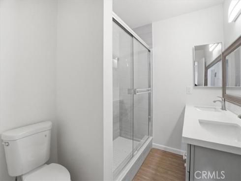 2011 W Katella  , Anaheim, CA