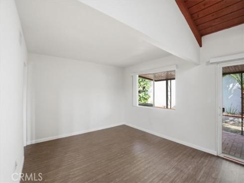 2011 W Katella  , Anaheim, CA